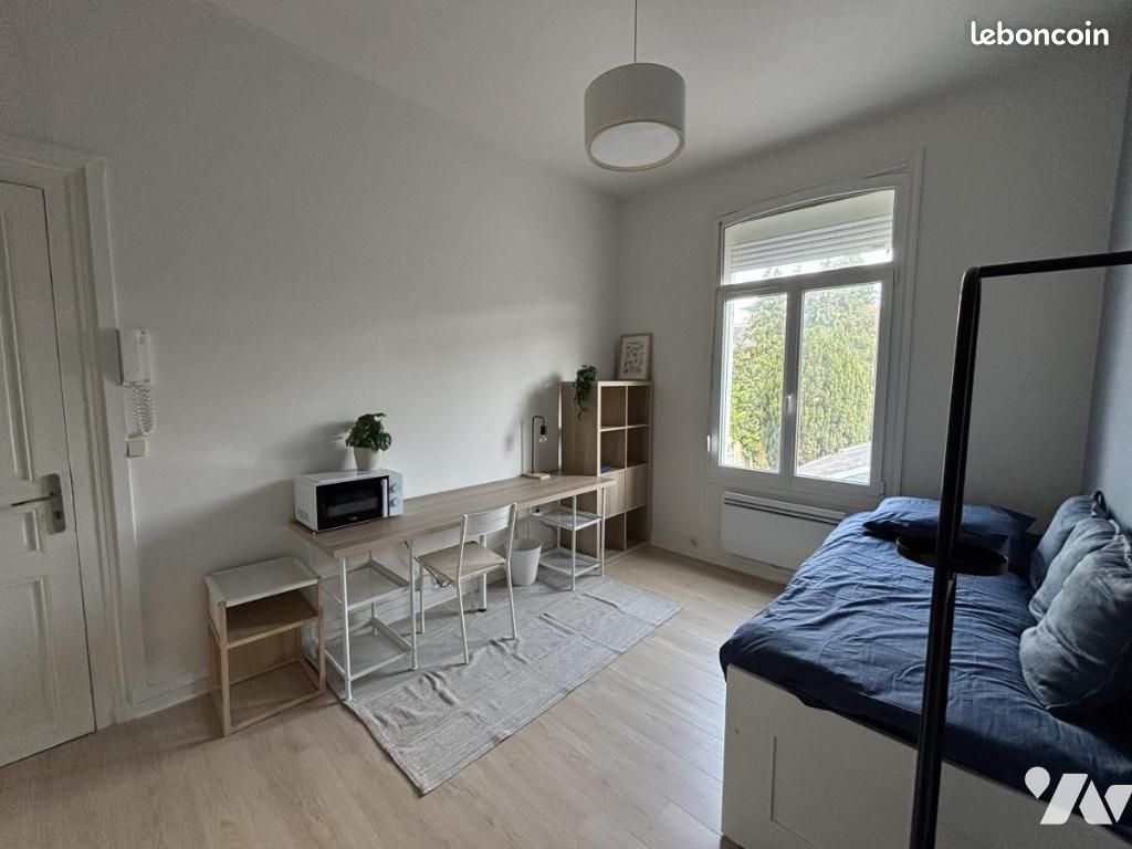 Appartement 15 m² · à Amiens · 15 m² · 450 €