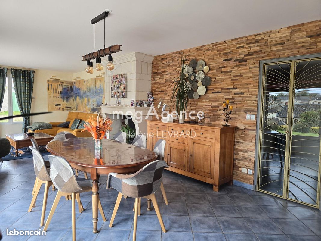 Maison 8 pièces 148 m² · à Vimartin-sur-Orthe · 148 m² · 219 400 €