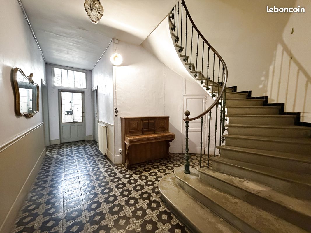 Maison 16 pièces 348 m² · à Coursan · 348 m² · 187 000 €