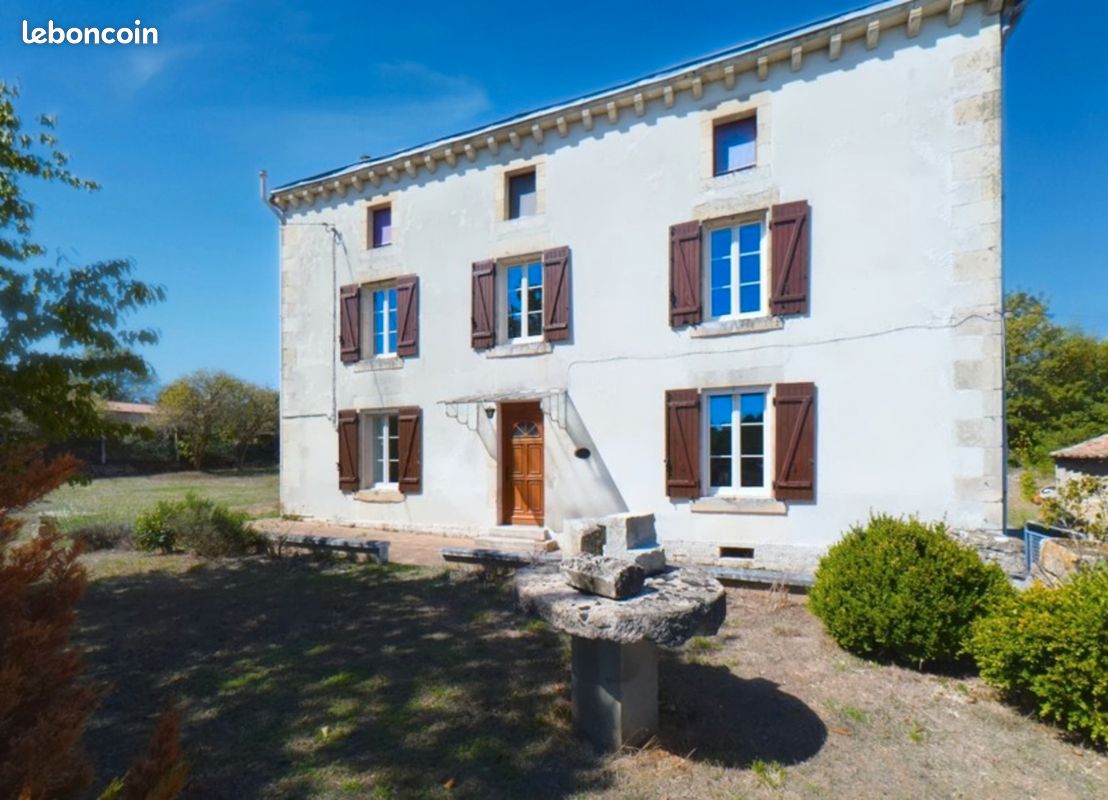 Maison 5 pièces 167 m² · à Cherveux · 167 m² · 259 990 €