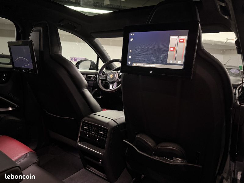 Porsche CAYENNE COUPE (9YB) 4.0 V8 680CH TURBO S E-HYBRID*PCCB*ECRANS ARRIÈRES*20KE d'options (image 7)