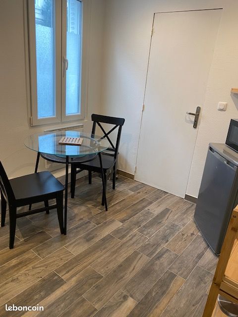 Appartement 2 pièces 20 m² · à Montreuil · 20 m² · 740 €/mois