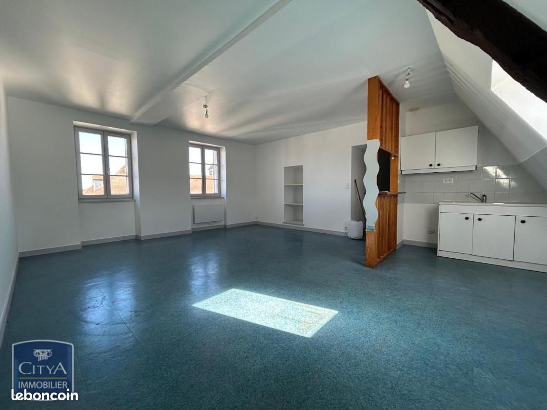 Appartement 2 pièces 43 m² · à Combronde · 43 m² · 465 €