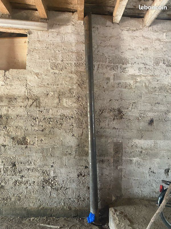 Escalier d extérieur / de chantier colimaçon en acier (image 1)