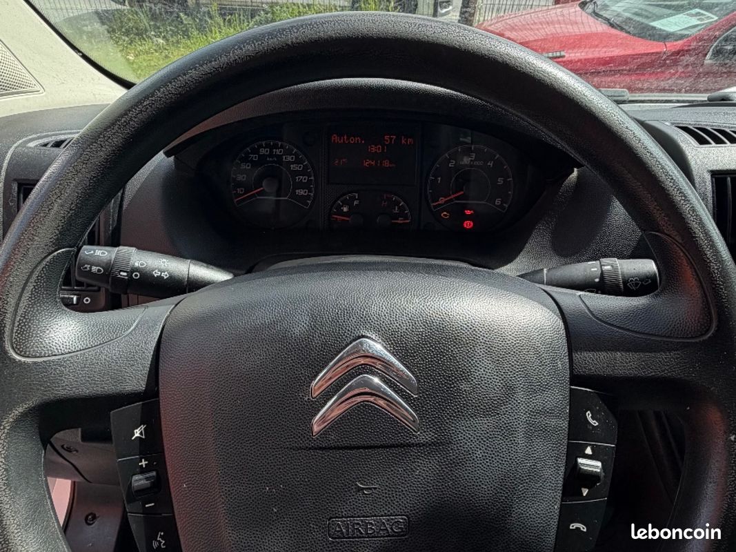 CITROEN JUMPER FOURGON TOLE 35 L3H3 BLUEHDi 140 SS BVM6 CONTROL (image 12)