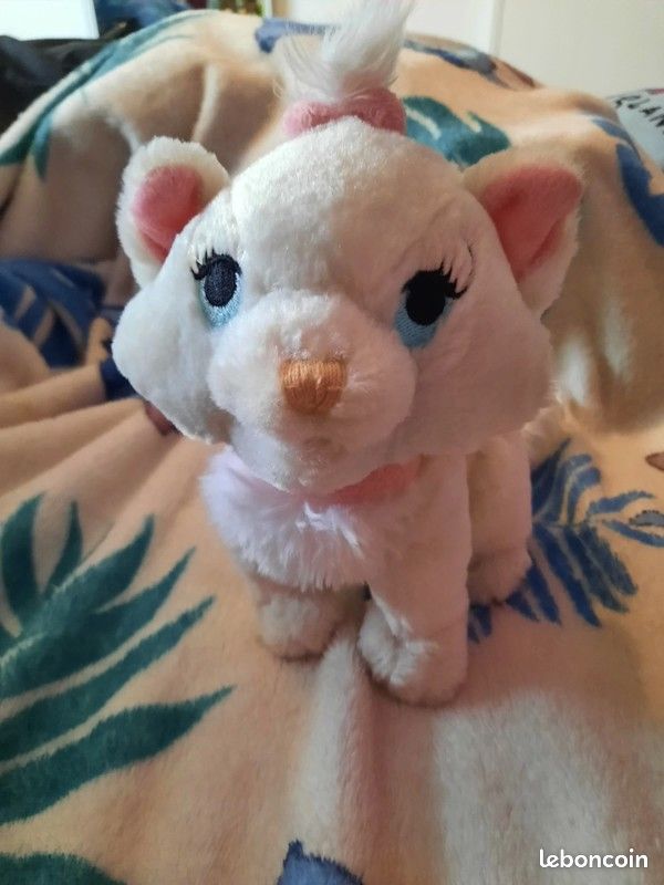 Peluche Marie Disney (image 1)