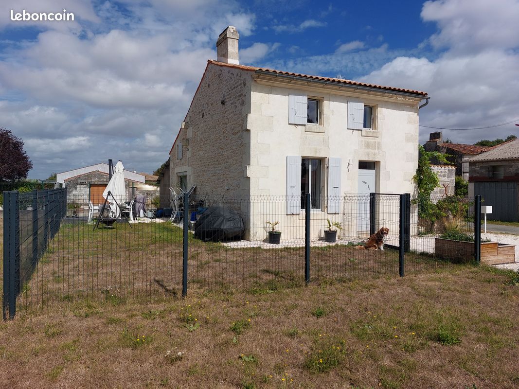 Maison 5 pièces 85 m² · à Saint-Porchaire · 85 m² · 195 000 €