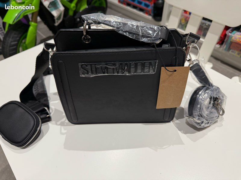 Sac à Main Steve Madden Noir En Simili Cuir - Occasion Bon état - 13L X 9T