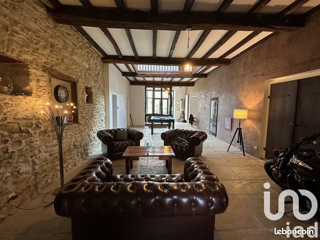 Propriété 6 pièces 300 m² - Oeyregave 40300 (image principale 2)