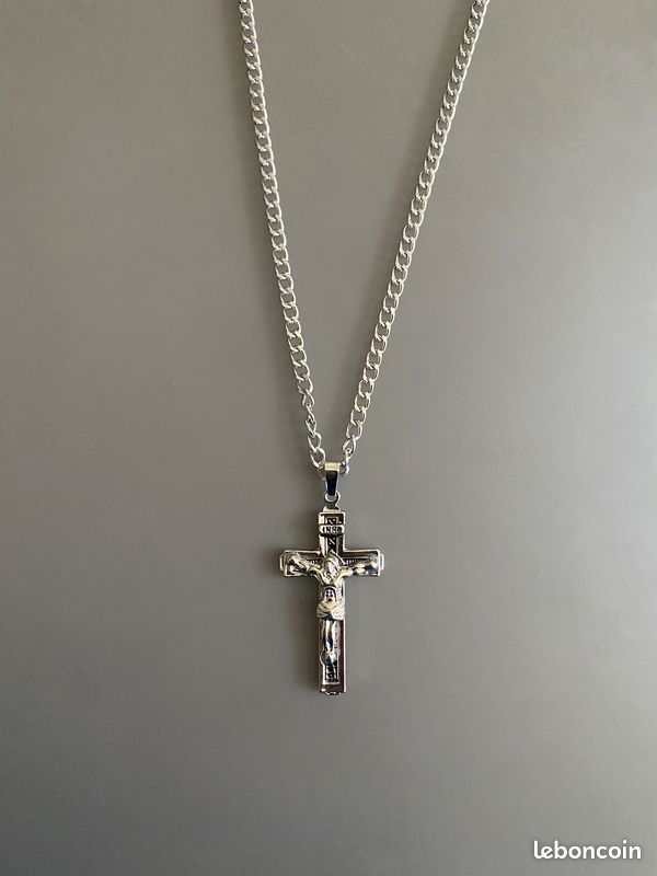 Collier croix (image 10)