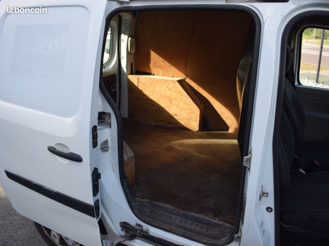 RENAULT KANGOO EXPRESS FOURGON L1 1.5 DCI 85 CV / 1ere MAIN (image 10)
