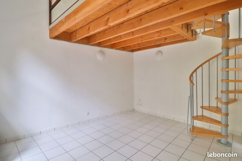 Appartement a louer troyes - 2 pièce(s) - 25 m2 - Surfyn