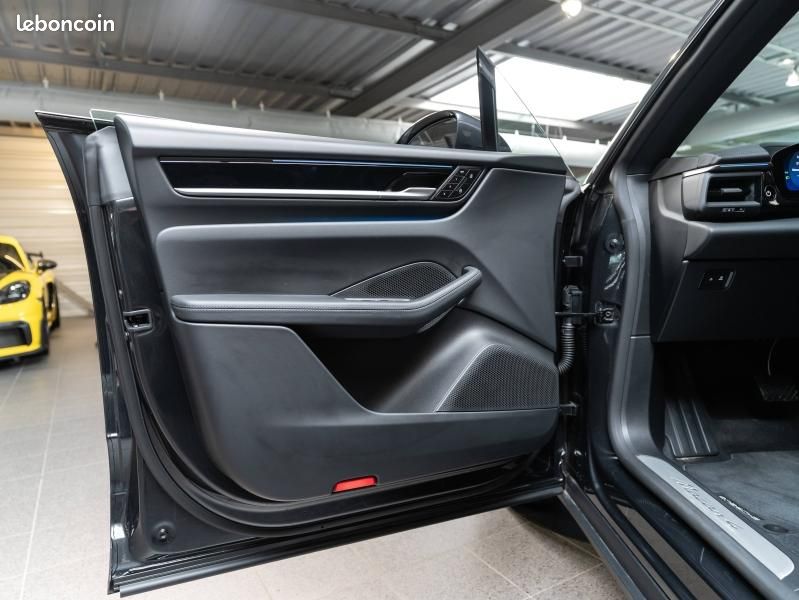 Porsche Macan 408ch 4 MY25 (image 15)