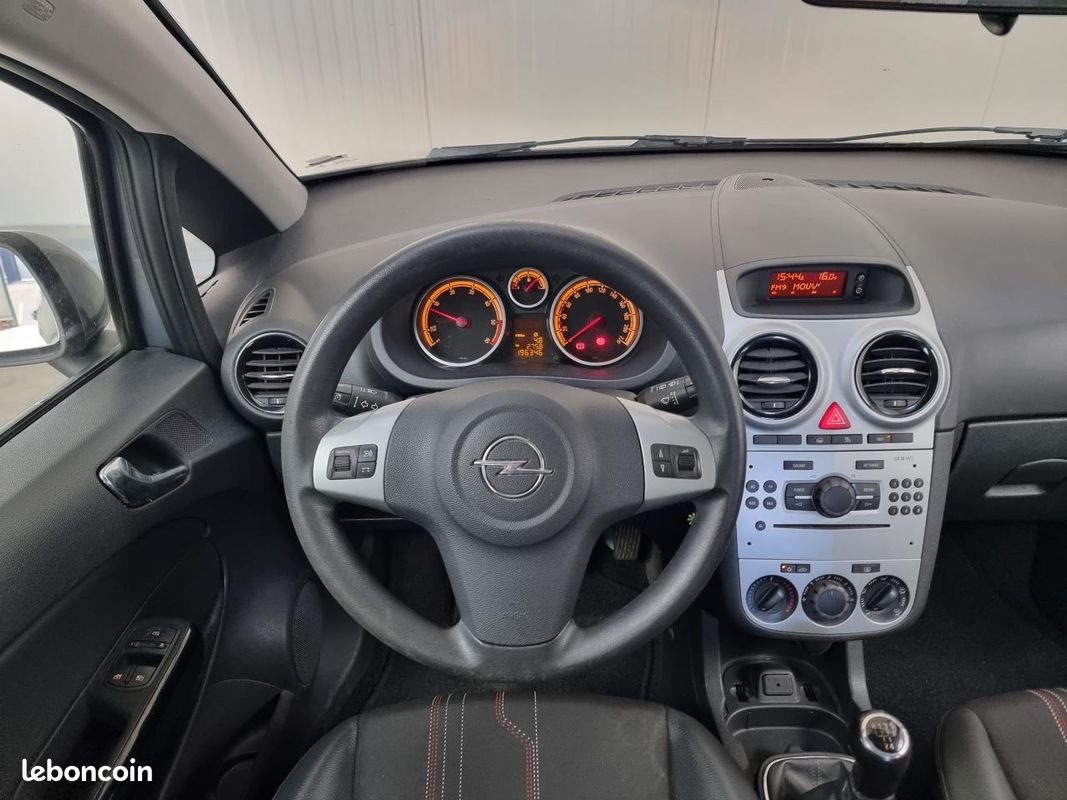 OPEL CORSA 1.3 CDTI - 95 CH - 150ème Anniversaire Garantie 12 Mois Moteur à Chaîne (image 10)