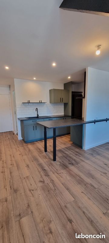 Appartement 3 pièces 61 m² · à Châteaulin · 60,5 m² · 720 €/mois
