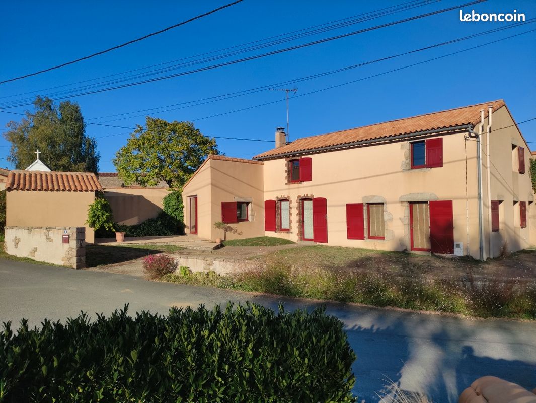 Maison 7 pièces 148 m² · aux Herbiers · 148 m² · 339 000 €