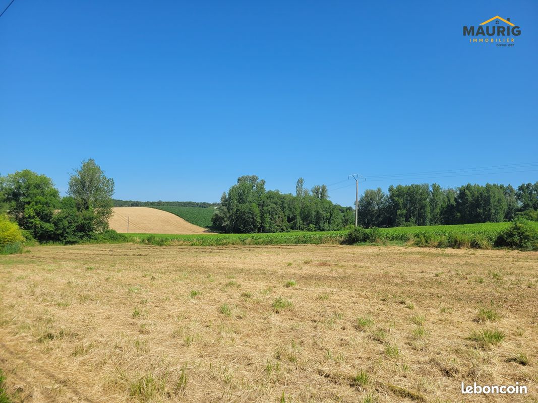 Terrain 1210 m² · à Seyches · 1 210 m² · 19 000 €