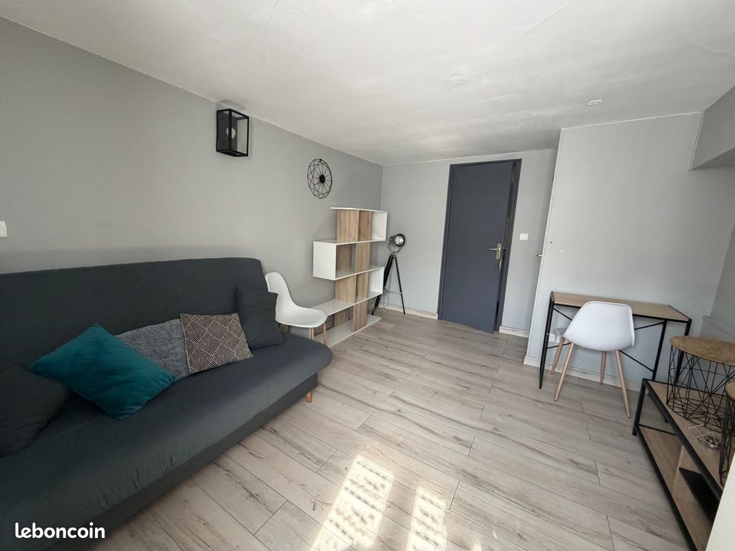 Appartement 1 pièce 21 m² · à Sedan · 21 m² · 300 €/mois