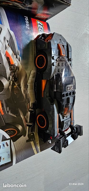 Lego 75892 (image 1)