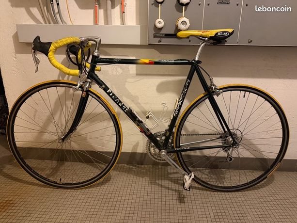 Vieille École – Plaque Métal Logo Pinarello Pour Cadre Vélo (Décoration Rétro)