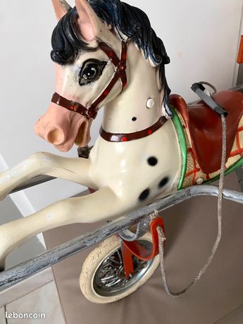 Ancien Cheval à Pédales Mobo – Tôle à Roulettes – Jouet 1939