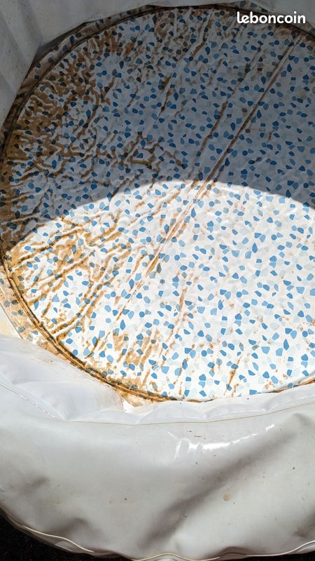 Jacuzzi (image 10)