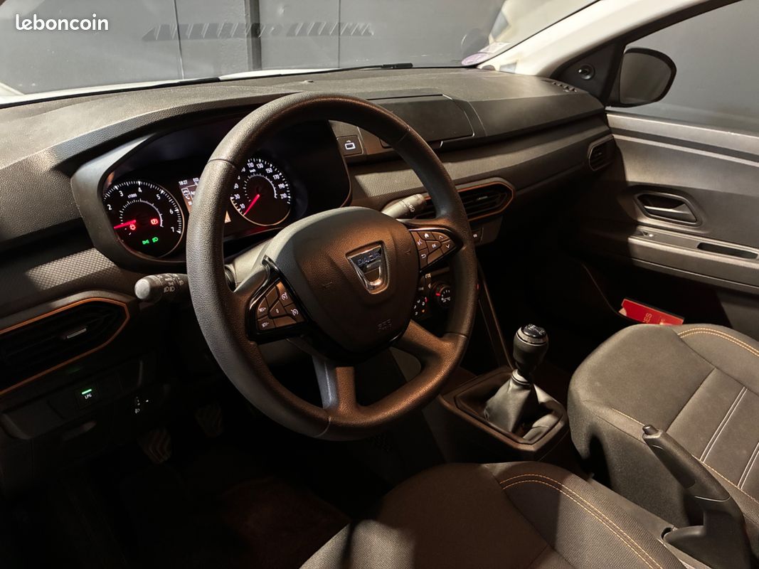 Dacia sandero stepway 1.0 eco-g gpl 100 essential - phares led / clim / bluetooth / regulateur (image 25)