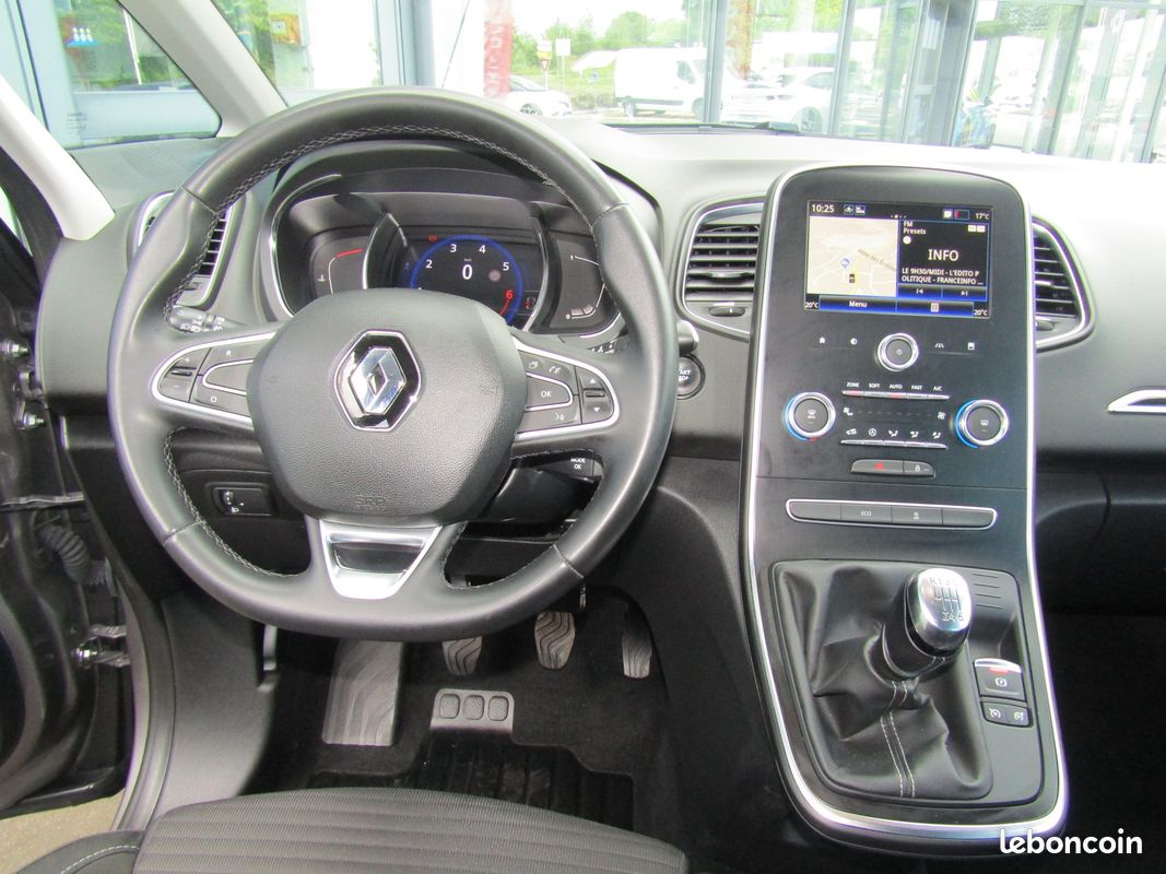 Renault Scenic IV 1.3 TCe 140 Business (image 4)