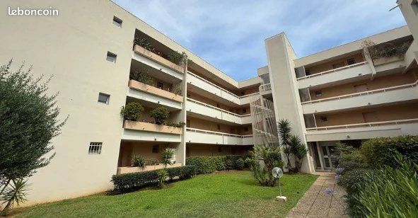 Appartement 2 pièces 35 m² · à Antibes · 35 m² · 1 100 €