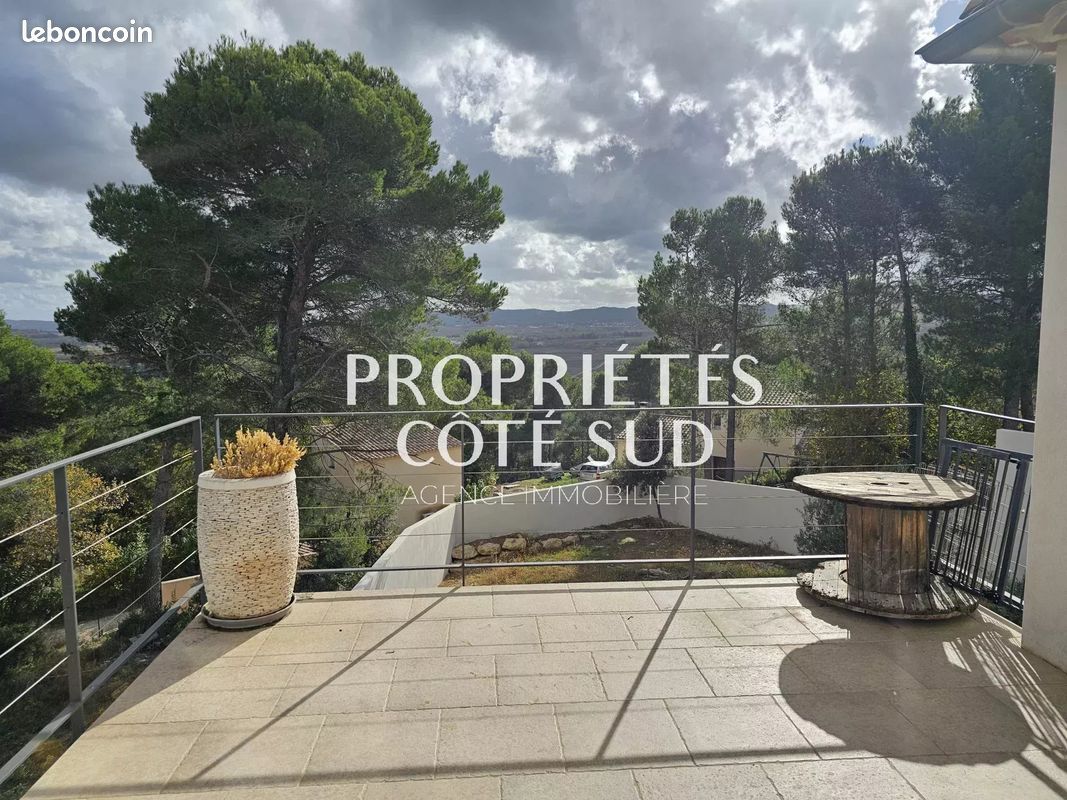 Maison 105 m² · à Laudun-l'Ardoise · 105 m² · 399 500 €