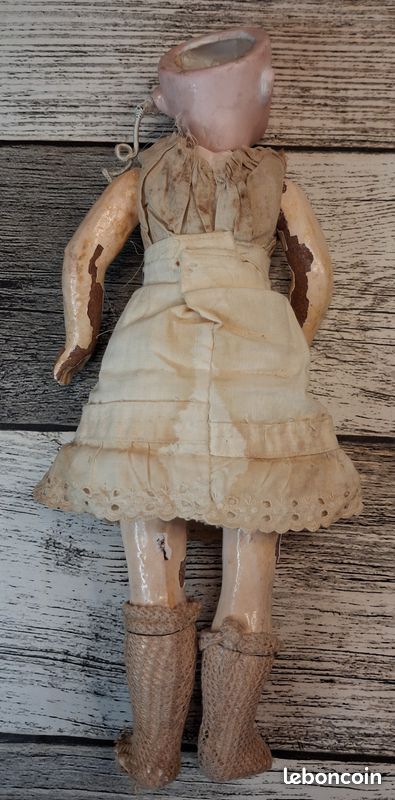 ANCIENNE POUPEE MIGNONNETTE TETE PORCELAINE ET CORPS CUIR XIXe Parisienne Imgx2000 6128