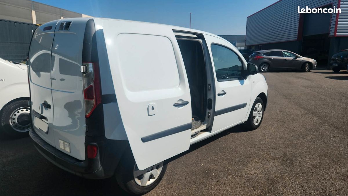 RENAULT KANGOO 3 PLACES (7500HT) 1.5 dci 90cv EXTRA R-LINK 1ere main TVA RECUP (image 2)