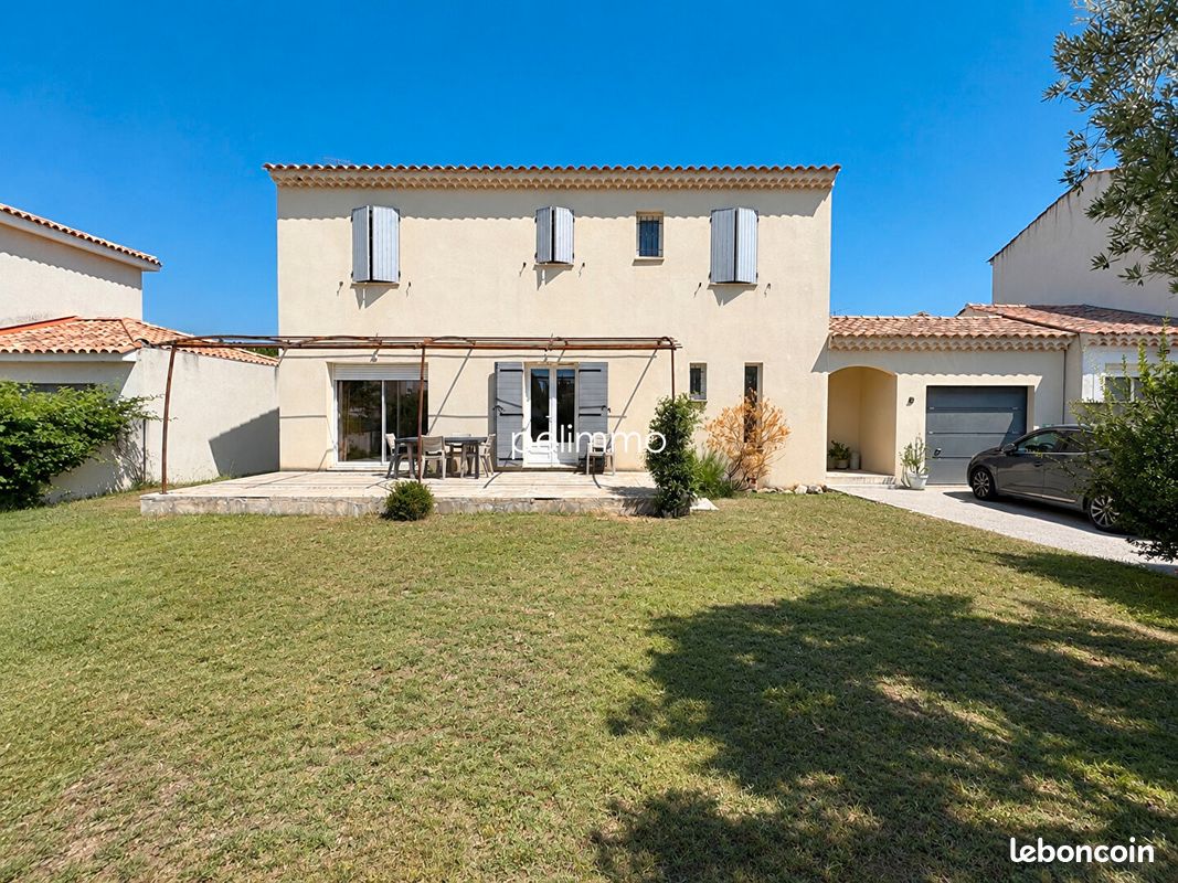 Maison 5 pièces 135 m² · à Eyguières · 135 m² · 499 900 €