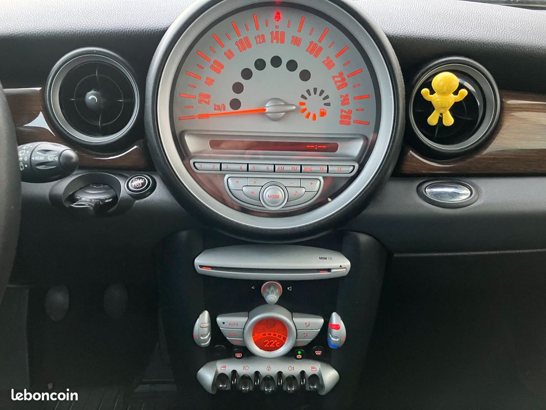 MINI HATCH R56 Cooper 1.6 D 110ch Pack Chili/Garantie 6 mois/Système Star Stop/ Clim/Vitres électriques (image 14)