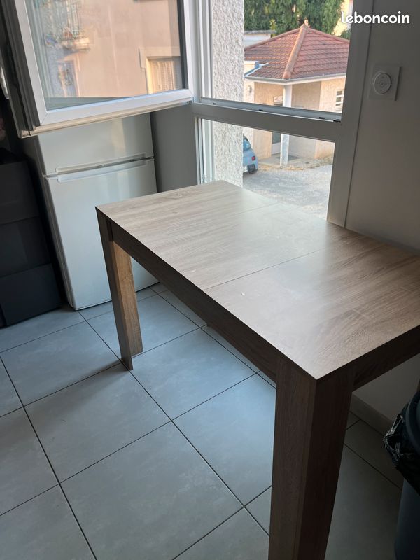 Vente de frigo et table (image 3)