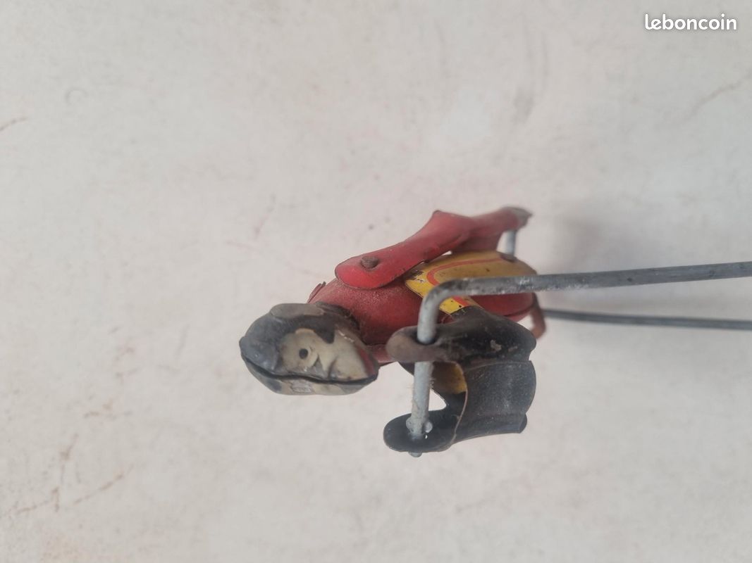 Jouet ancien en tôle (image 3)