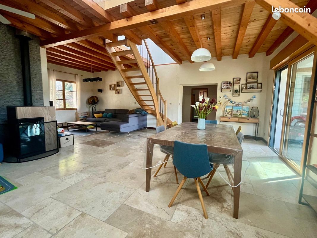 Maison 7 pièces 210 m² · à Luynes · 210 m² · 499 200 €