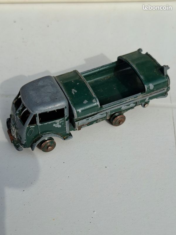 Camion poubelle avec lumière et son
