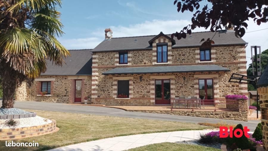 Maison 8 pièces 148 m² · à Domalain · 148 m² · 312 300 €