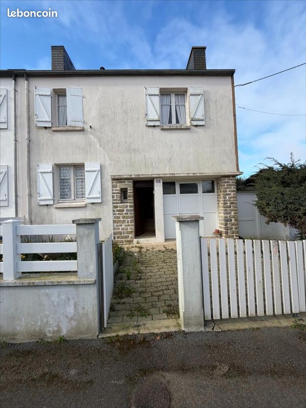 Maison 4 pièces 70 m² · à Pont-de-Buis-lès-Quimerch · 70 m² · 96 300 €