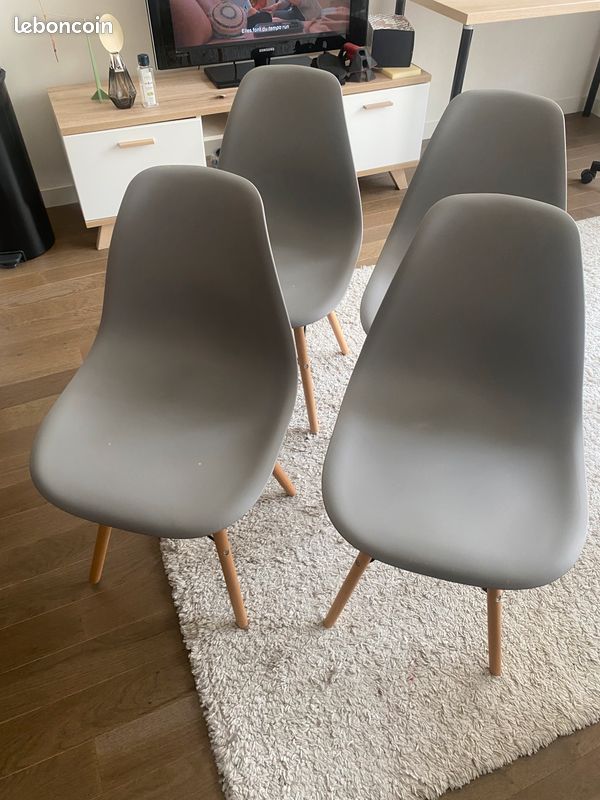 Lot de 4 chaises scandinaves grises (image 1)