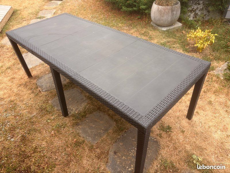 Table de jardin pvc anthracite (image 1)