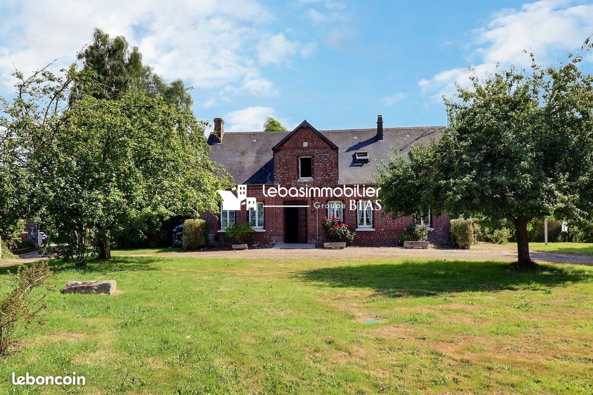 Maison 7 pièces 157 m² · à Saint-Vaast-Dieppedalle · 157 m² · 309 000 €