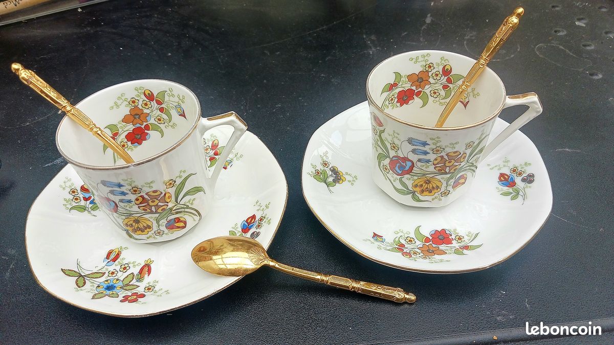 6 petites cuillères à moka plaquées or 24 carats vintage /Cuillères a café/ Cuillères a gâteau / Art de la table / Made in France - France