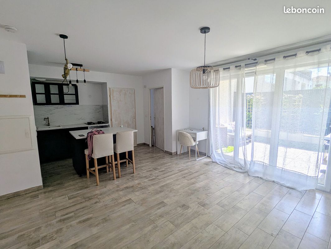 Appartement 2 pièces 46 m² · à Gardanne · 46 m² · 856 €/mois
