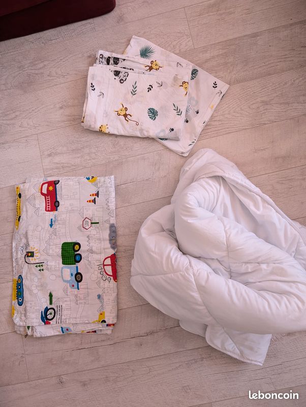 Couette et 2 parures draps enfant (image 1)