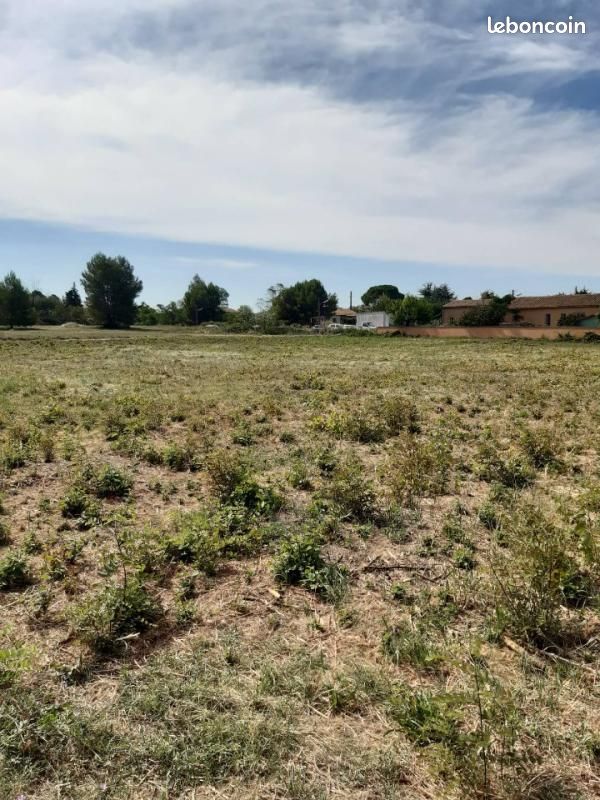 Terrain 324 m² · à Saint-Pargoire · 100 000 €