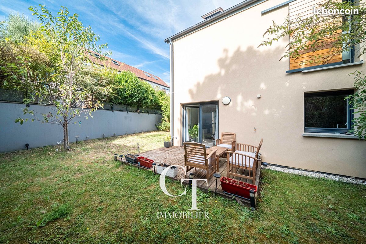 Maison 4 pièces 95 m² · à Saint-Germain-en-Laye · 95 m² · 749 000 €