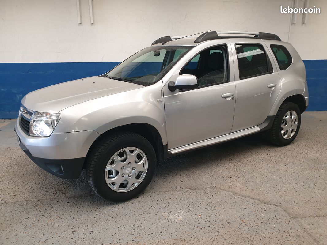 Dacia Duster 1.6 16v 105 4x2 Lauréate (image 1)