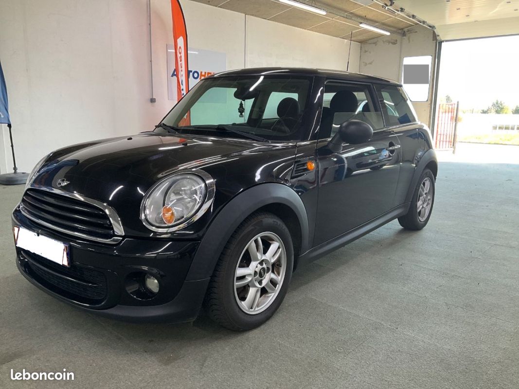 Mini cooper one d 1.6 d 90 cv (r56) phase 2 en l\'etat bruit moteur (image 1)